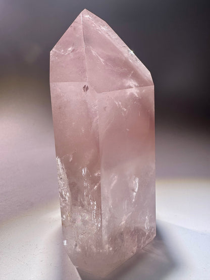Seltene Pink Lithium Phantomspitze 10,5 cm – Hochwertiger Kristall aus Brasilien (372 g)
