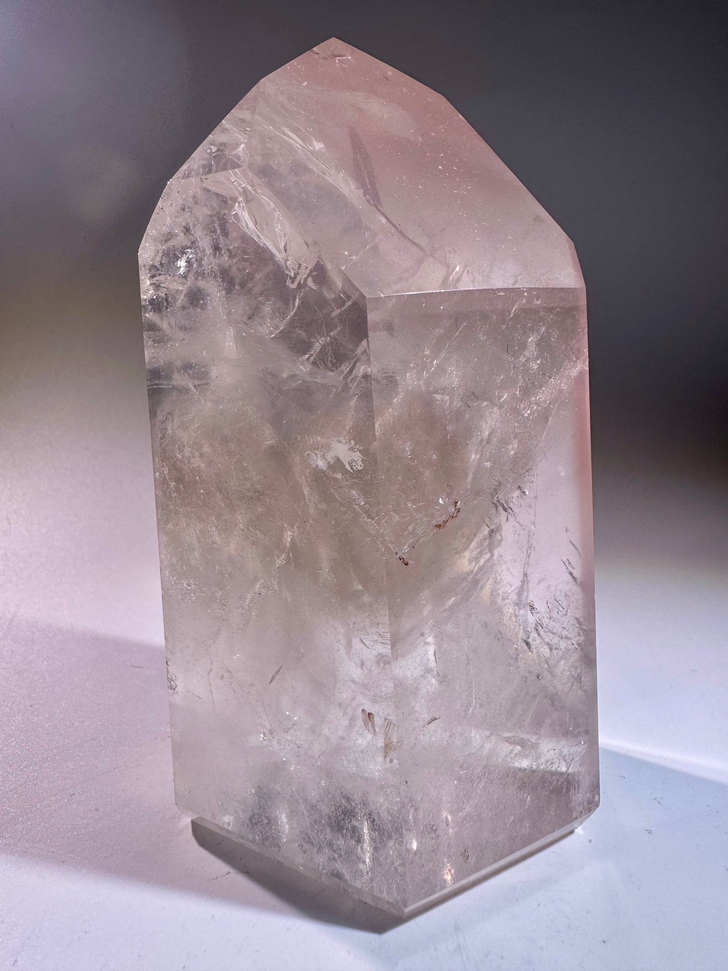 Pink Lithium Phantom Kristall 11,6 cm – Seltenes Einzelstück in Museumsqualität (614 g)
