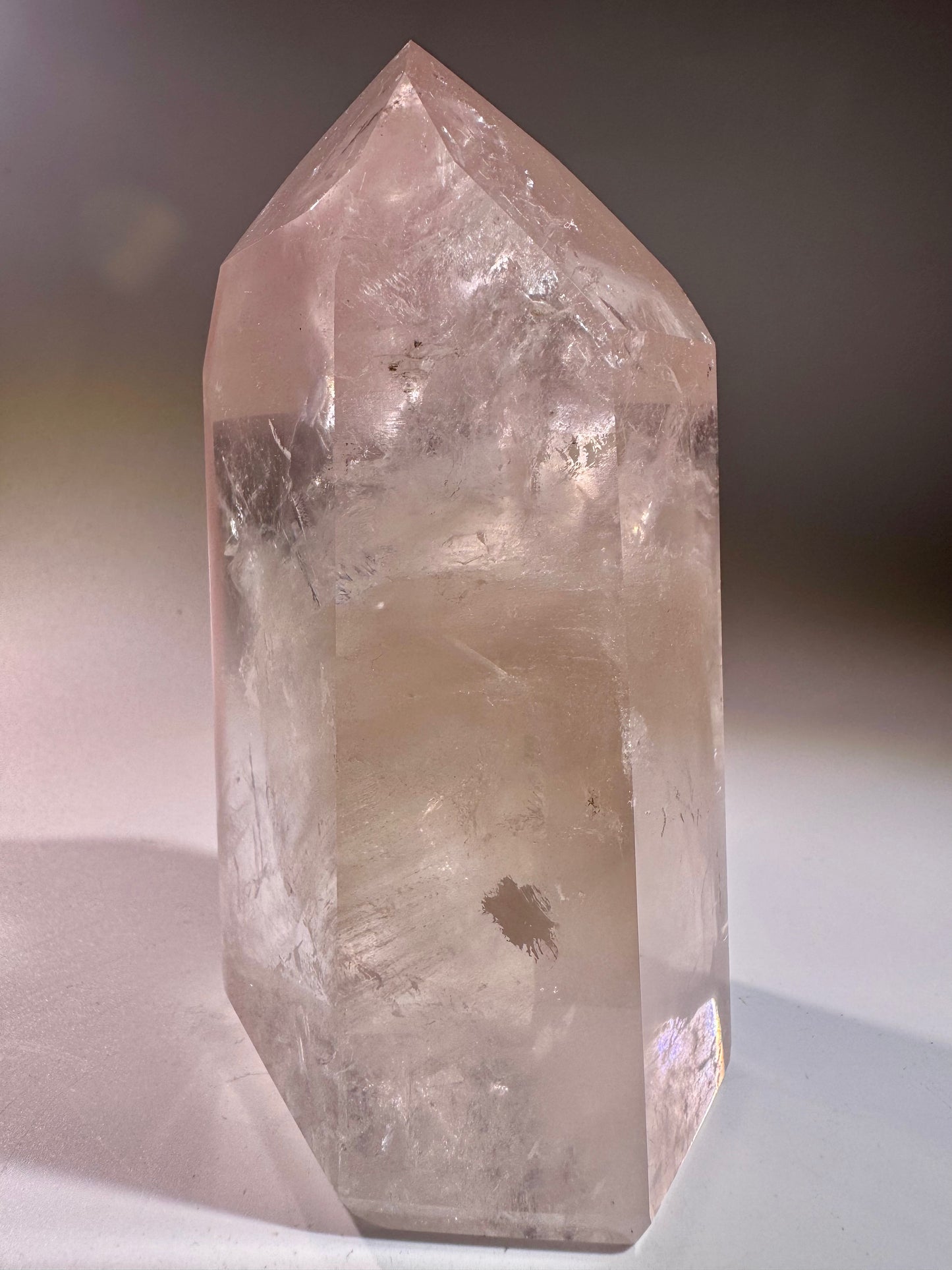 Pink Lithium Phantom Kristall 11,6 cm – Seltenes Einzelstück in Museumsqualität (614 g)