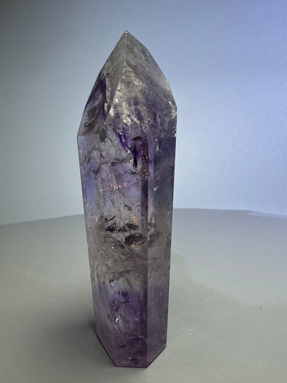 Phantom Amethyst Spitze mit Regenbogen - 10.3cm, 166g