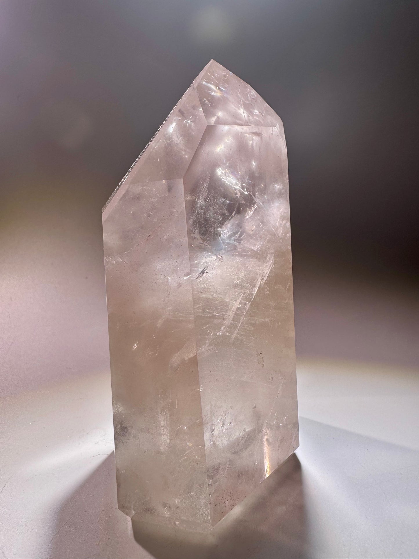 Pink Lithium Phantom Kristall 11,6 cm – Seltenes Einzelstück in Museumsqualität (614 g)