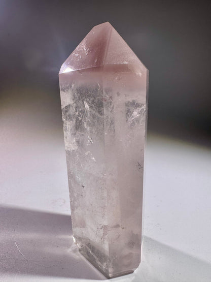 Pink Lithium Kristall 10 cm – Hochklare Rarität in Museumsqualität (210 g) aus Brasilien