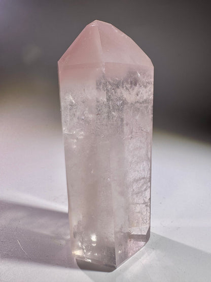 Pink Lithium Kristall 10 cm – Hochklare Rarität in Museumsqualität (210 g) aus Brasilien