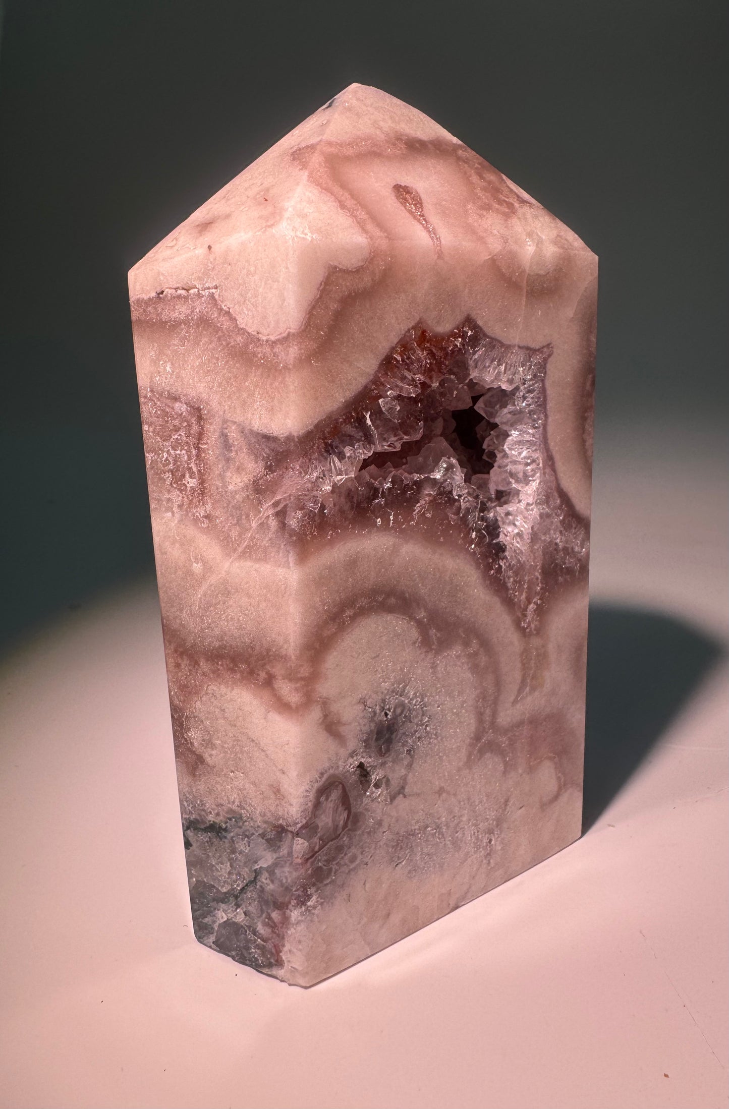 Pink Amethyst Spitze – kraftvolle Herzenergie in zartem Hellrosa 11.5 cm – 532g  💗