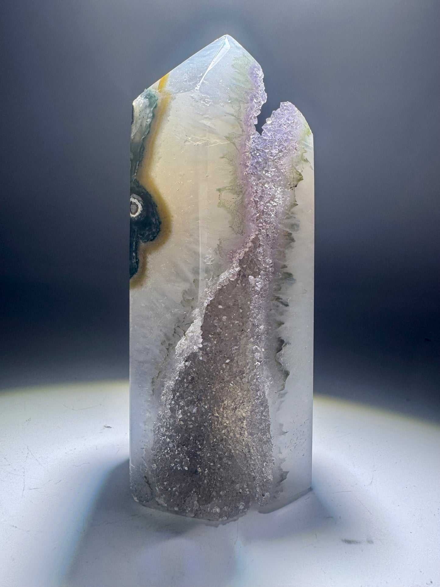 Achatspitze mit Amethyst 11.5 cm Fliederfarbene Kristalle aus Brasilien 💜