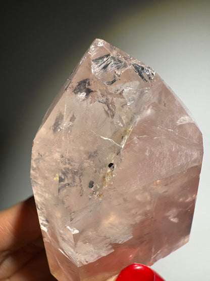 High-Quality Rosenquarz Spitze 🎀 - 6.5cm, 119g