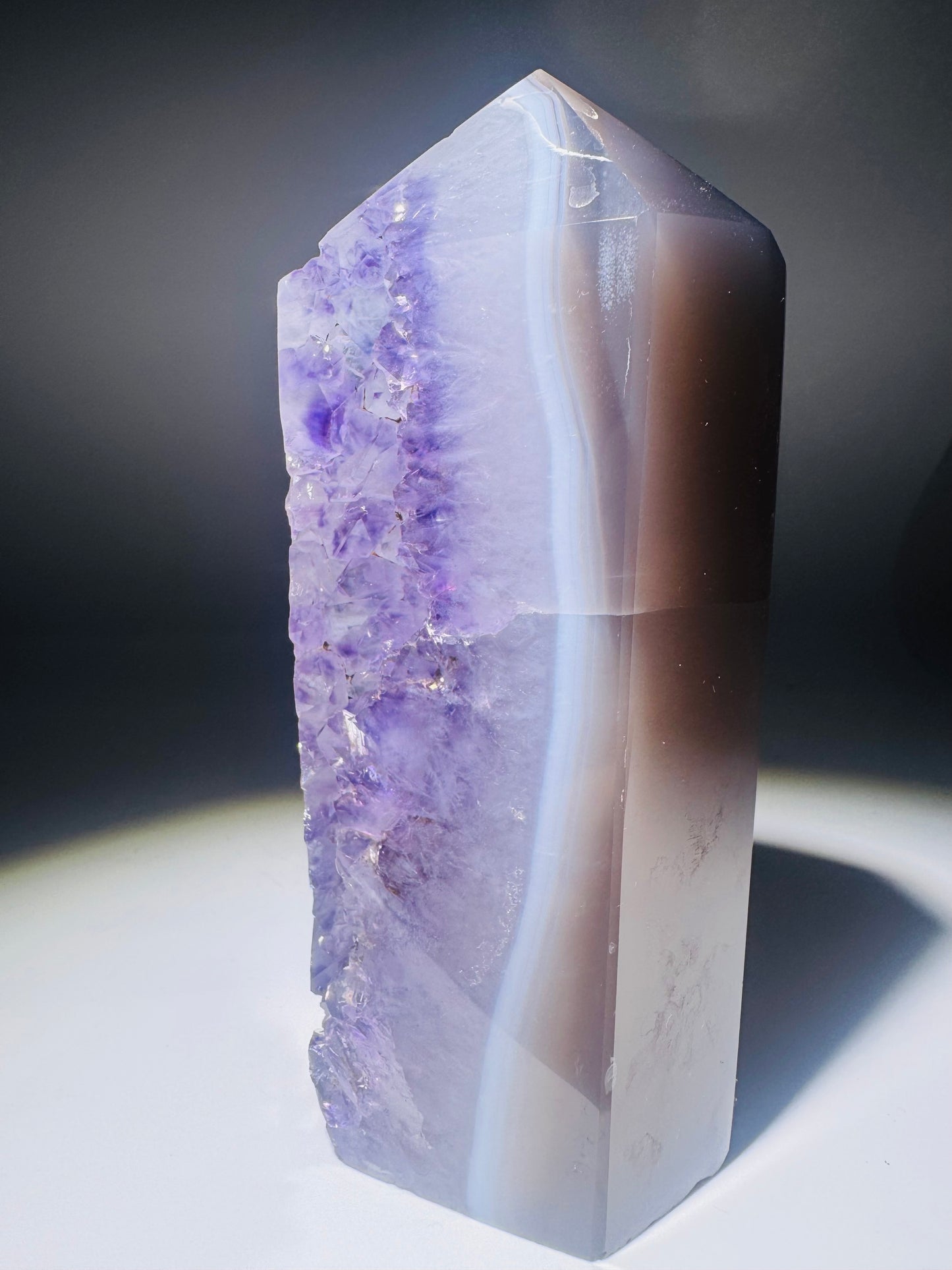 Achatspitze mit Amethystkristallen 13 cm – Ein lila Traum aus Brasilien 💜