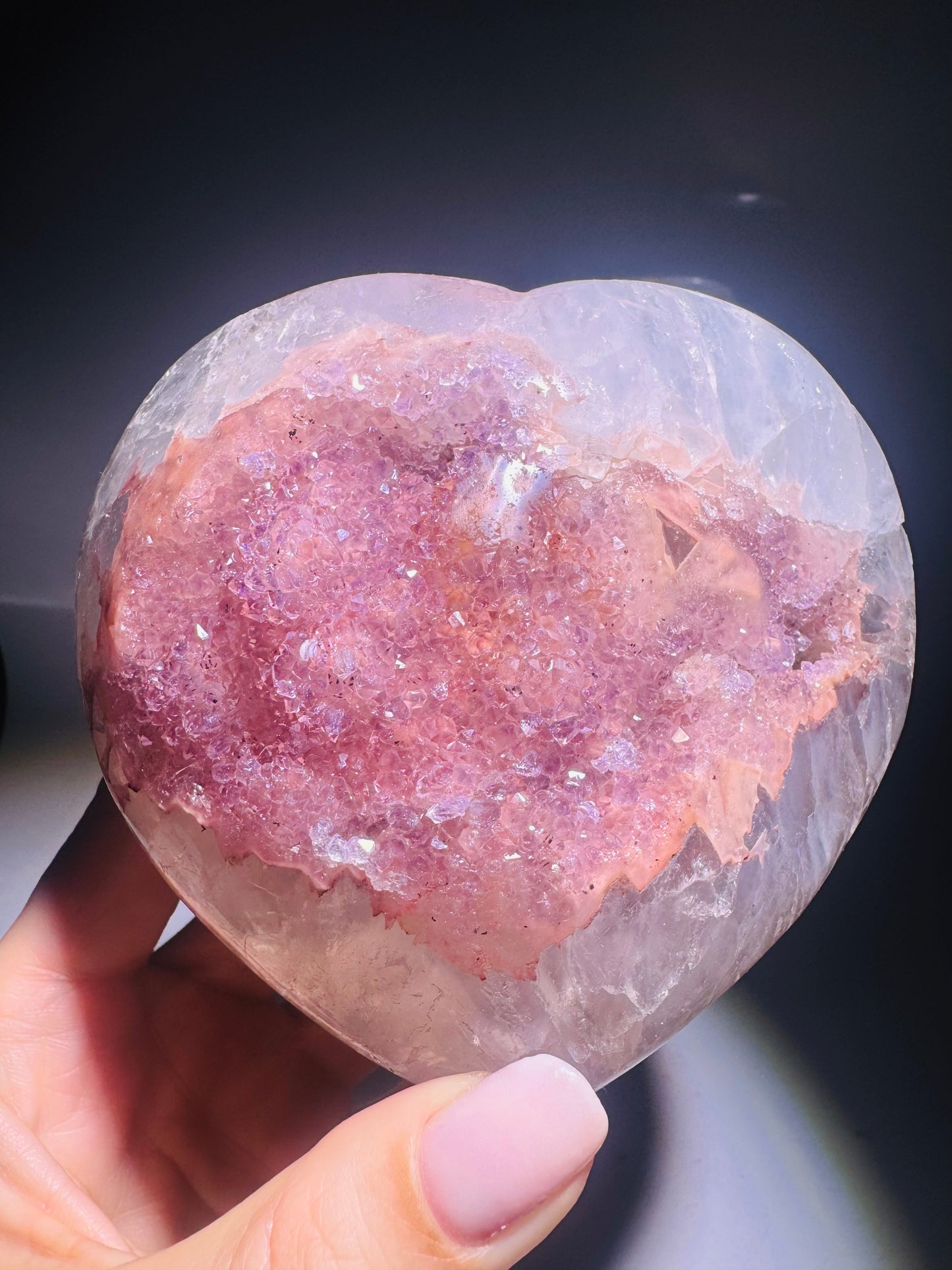 Pinkes Amethyst Herz 10.4 cm – Rainbow Kristalle Uruguay 💖