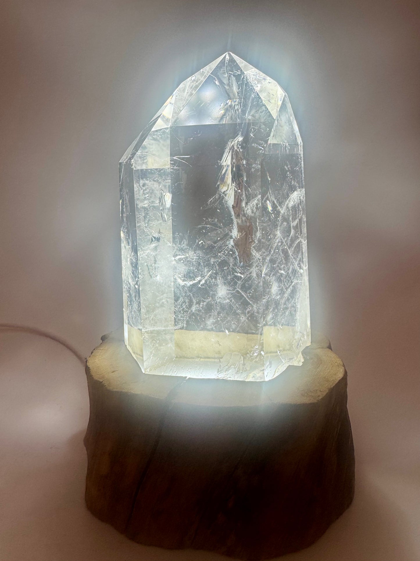 Massive ultra klare Bergkristallspitze mit Beleuchtung– Premium-Qualität 18.5cm