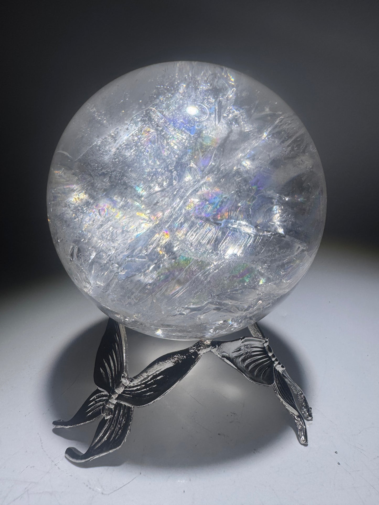 Lemurian Bergkristallkugel 7.4 cm – Extra Qualität mit Regenbogen ✨