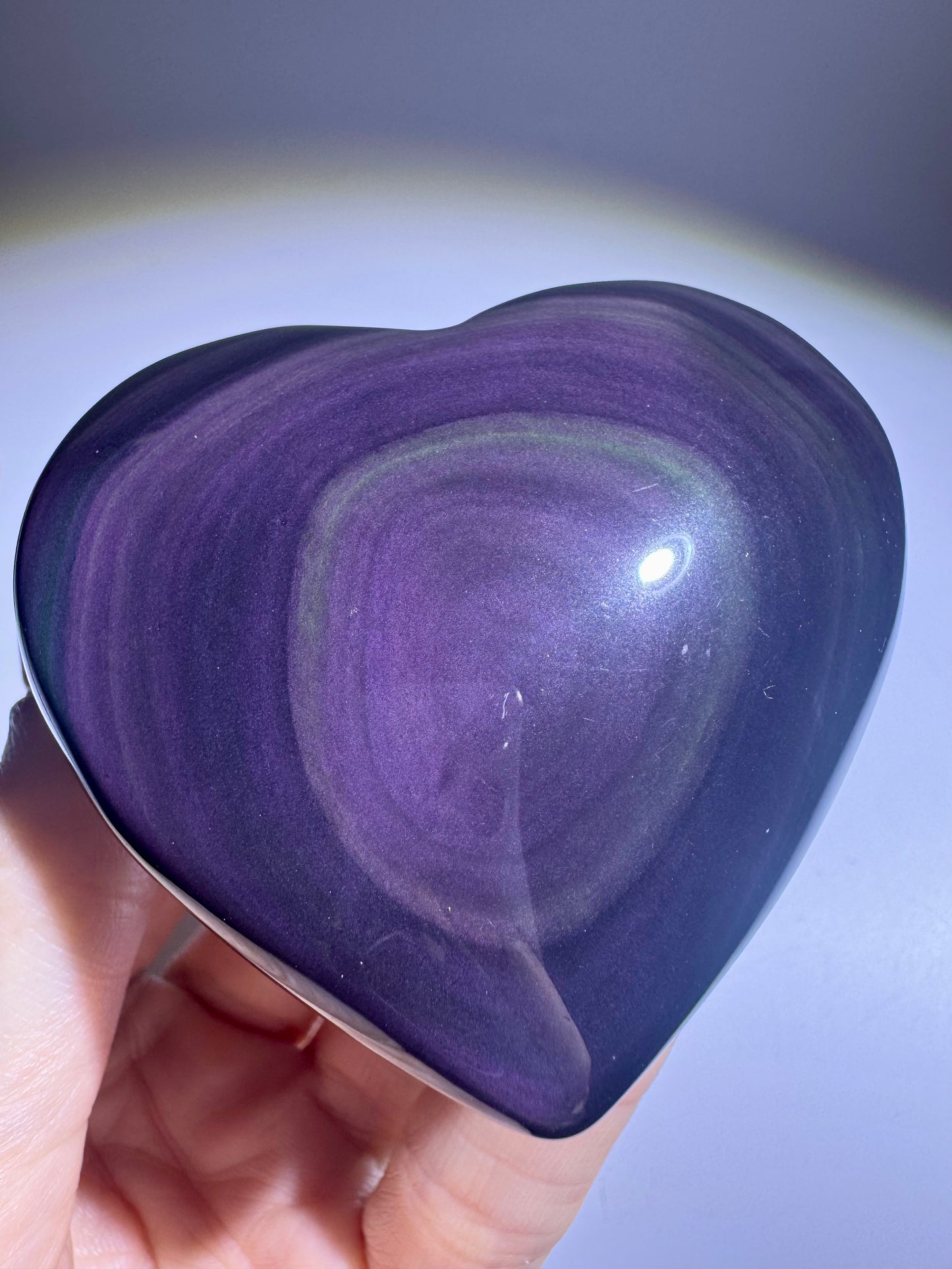 Rainbow Obsidian Herz 6.5 cm 💜💚 mit lila-grünem Farbspiel – Handmade Unikat aus Mexiko