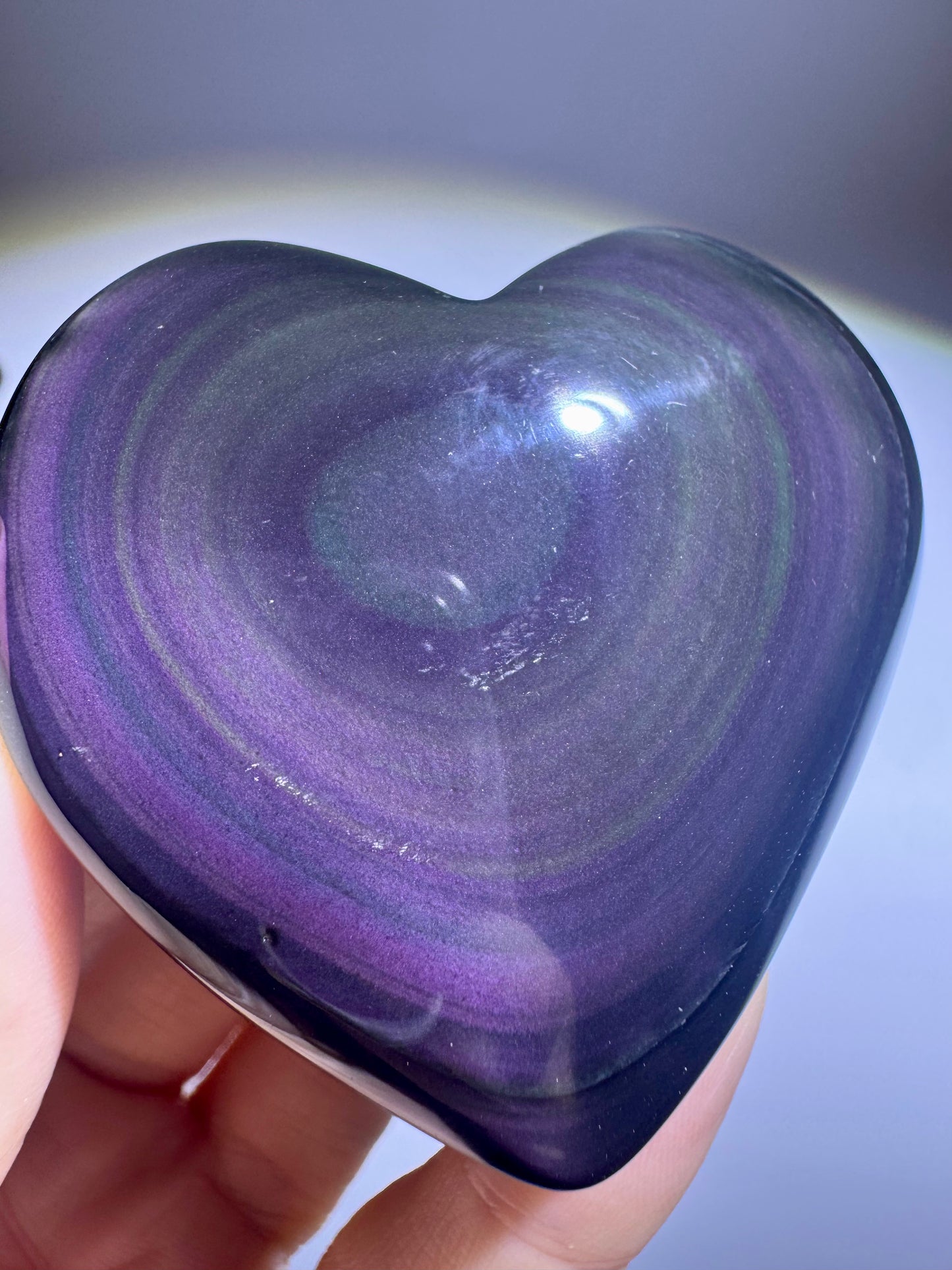 Rainbow Obsidian Herz 6.5 cm 💜💚 mit lila-grünem Farbspiel – Handmade Unikat aus Mexiko