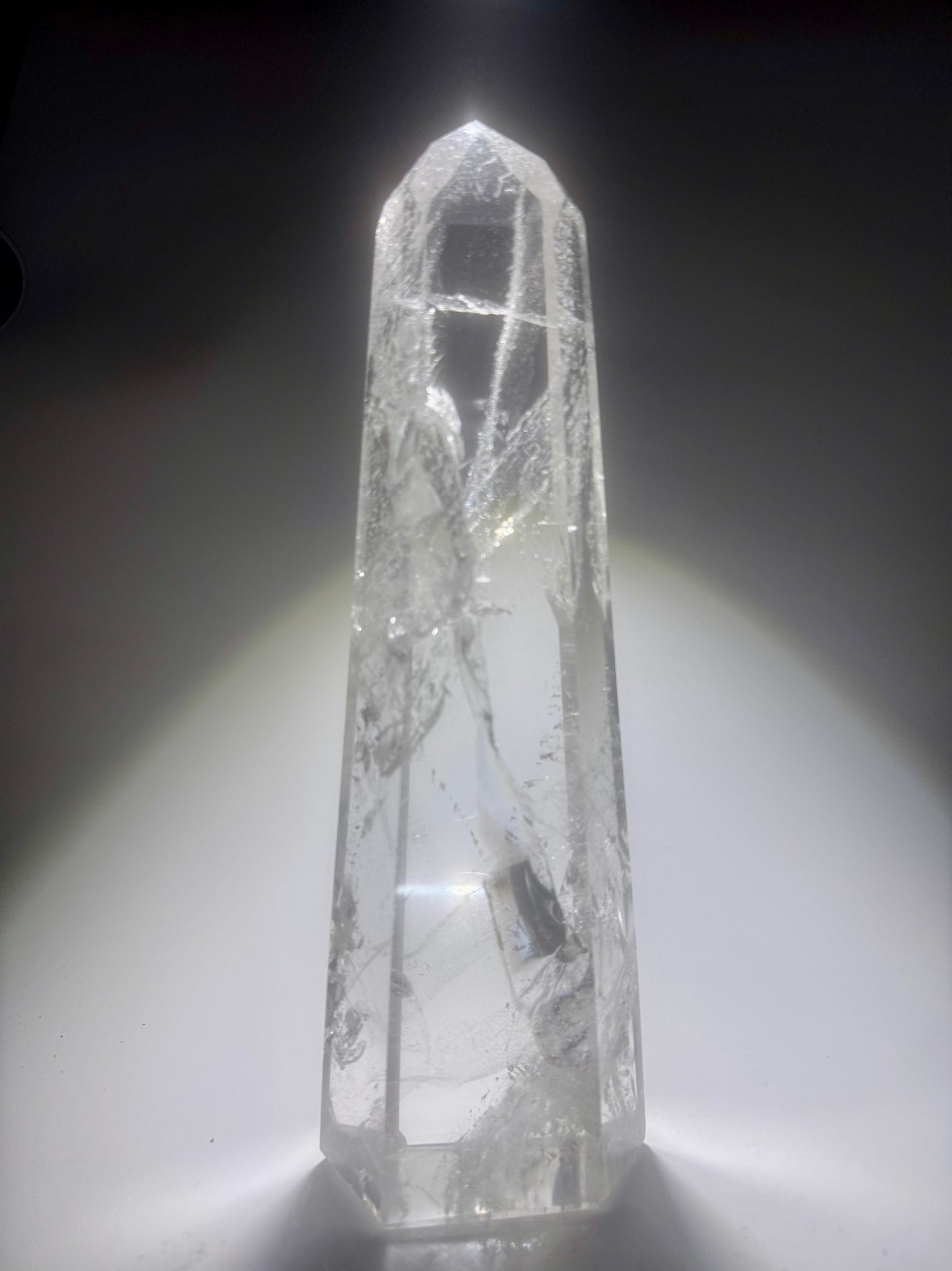 Lemurian Kristallspitze 27 cm – Extra klare Premium Qualität mit Regenbogen