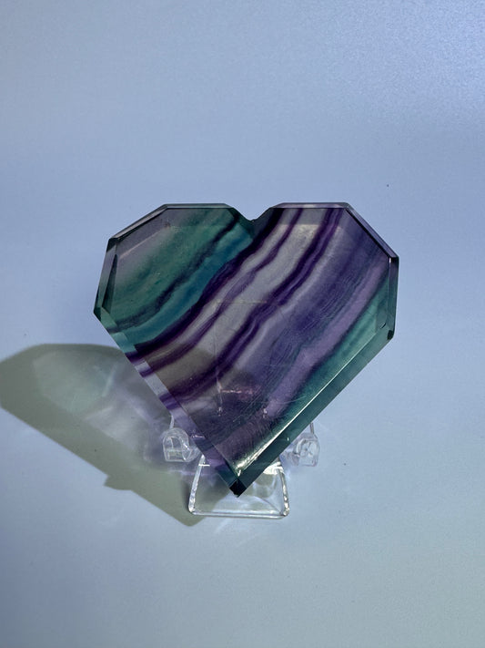 Magnifique cœur en fluorite facetté - 6 cm