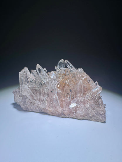 Exklusive rosarote Lemurian Kristall Stufe 💖 – klare, rosa Spitzen