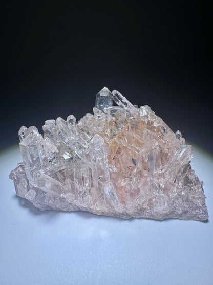 Exklusive rosarote Lemurian Kristall Stufe 💖 – klare, rosa Spitzen