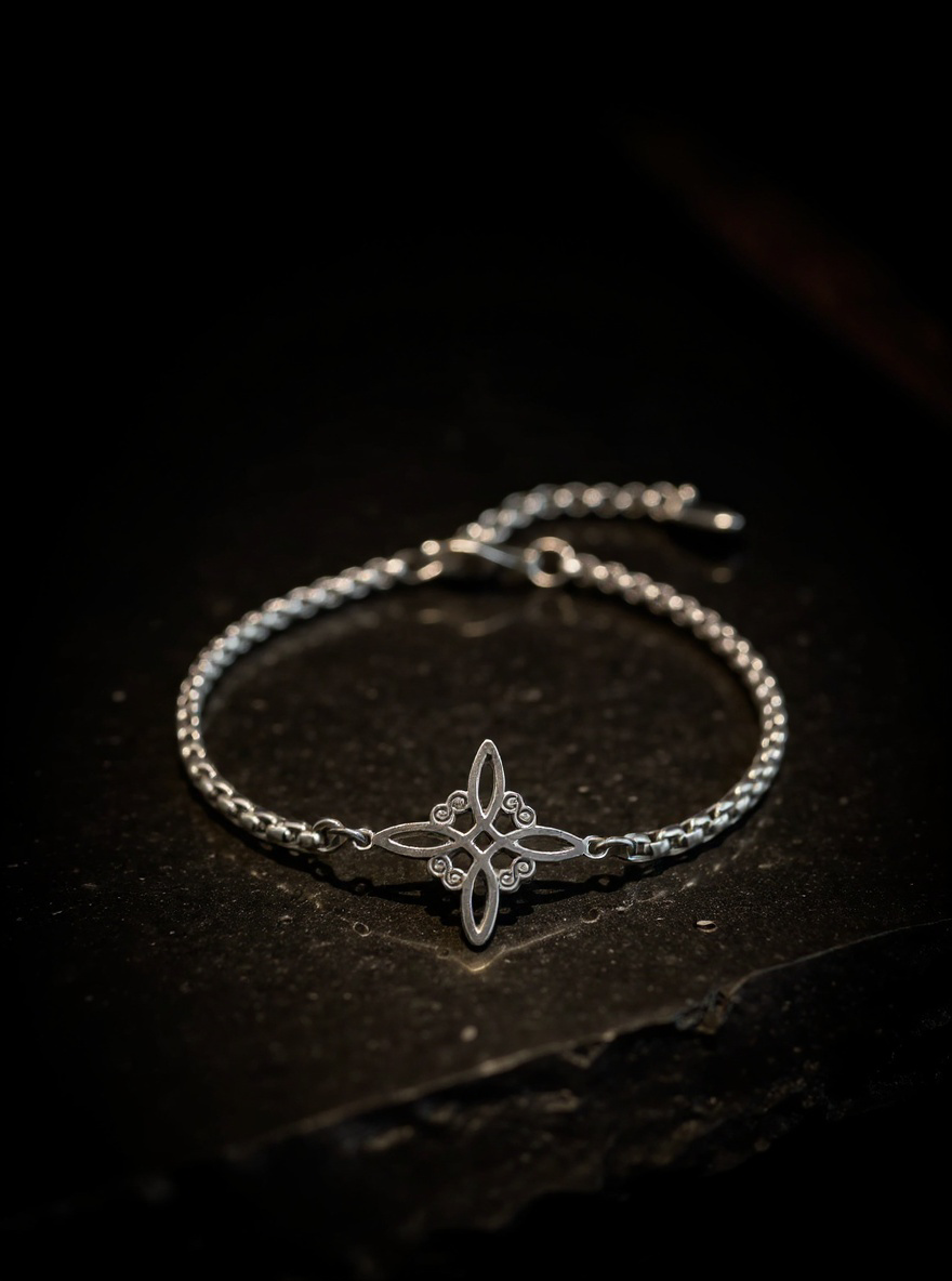 Keltisches Blütenarmband aus Edelstahl – Harmonie & Schutz ✨