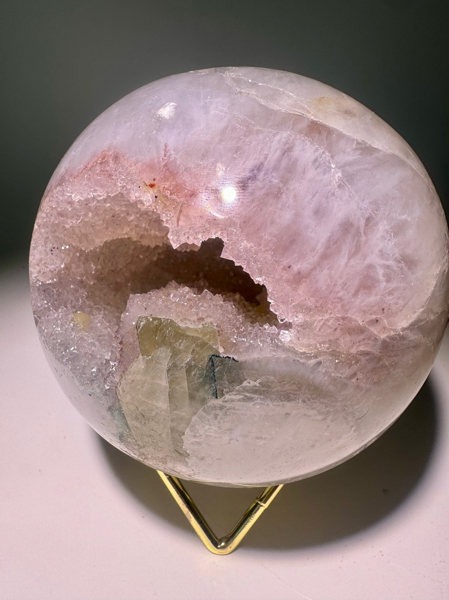 Amethyst Kugel Mintgrün & Pink Sugar Kristall Handarbeit Uruguay 10,7 cm 1,48 kg