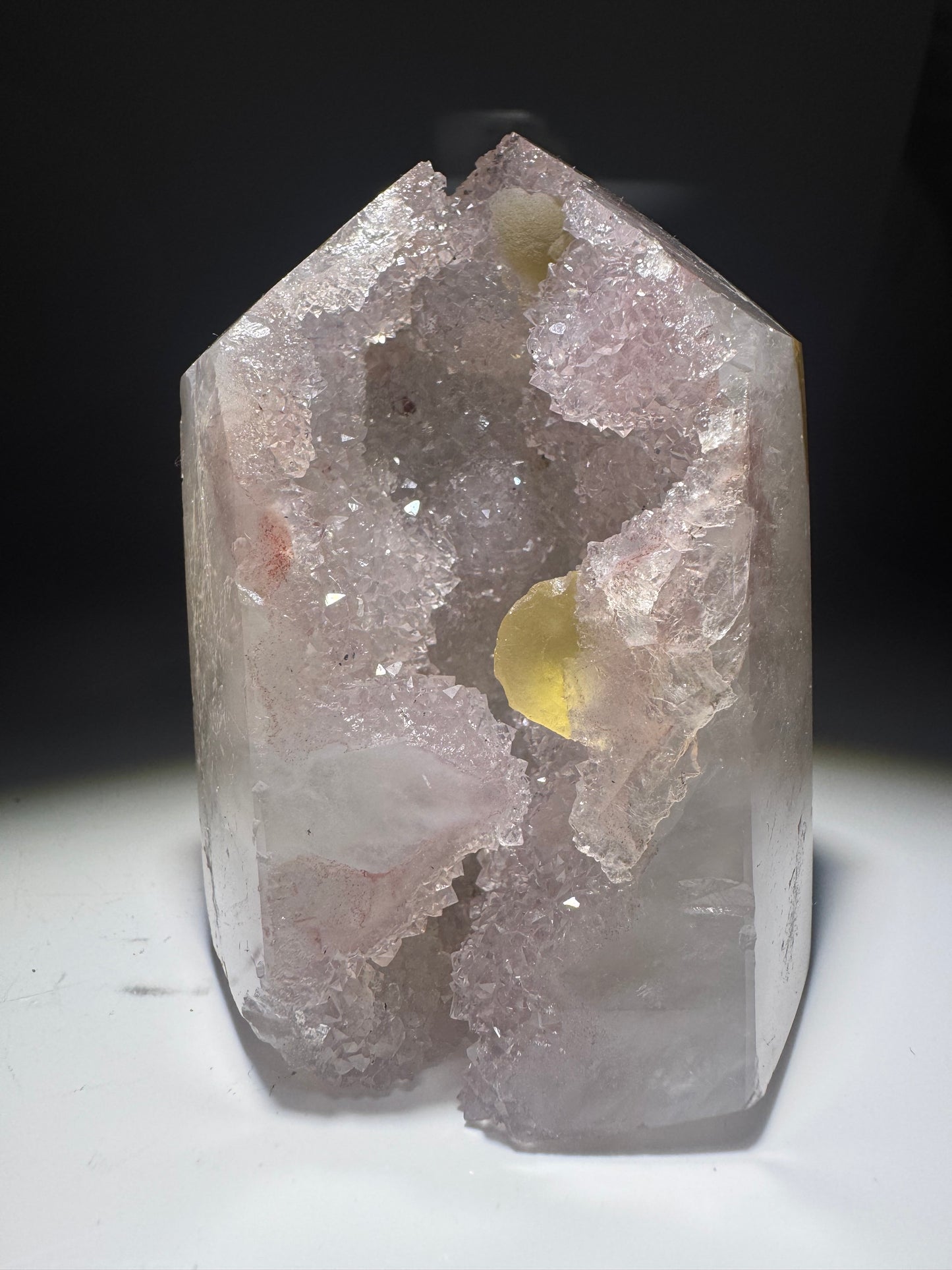 Bezaubernder Rosa Rainbow Amethyst 7.5 cm Uruguay