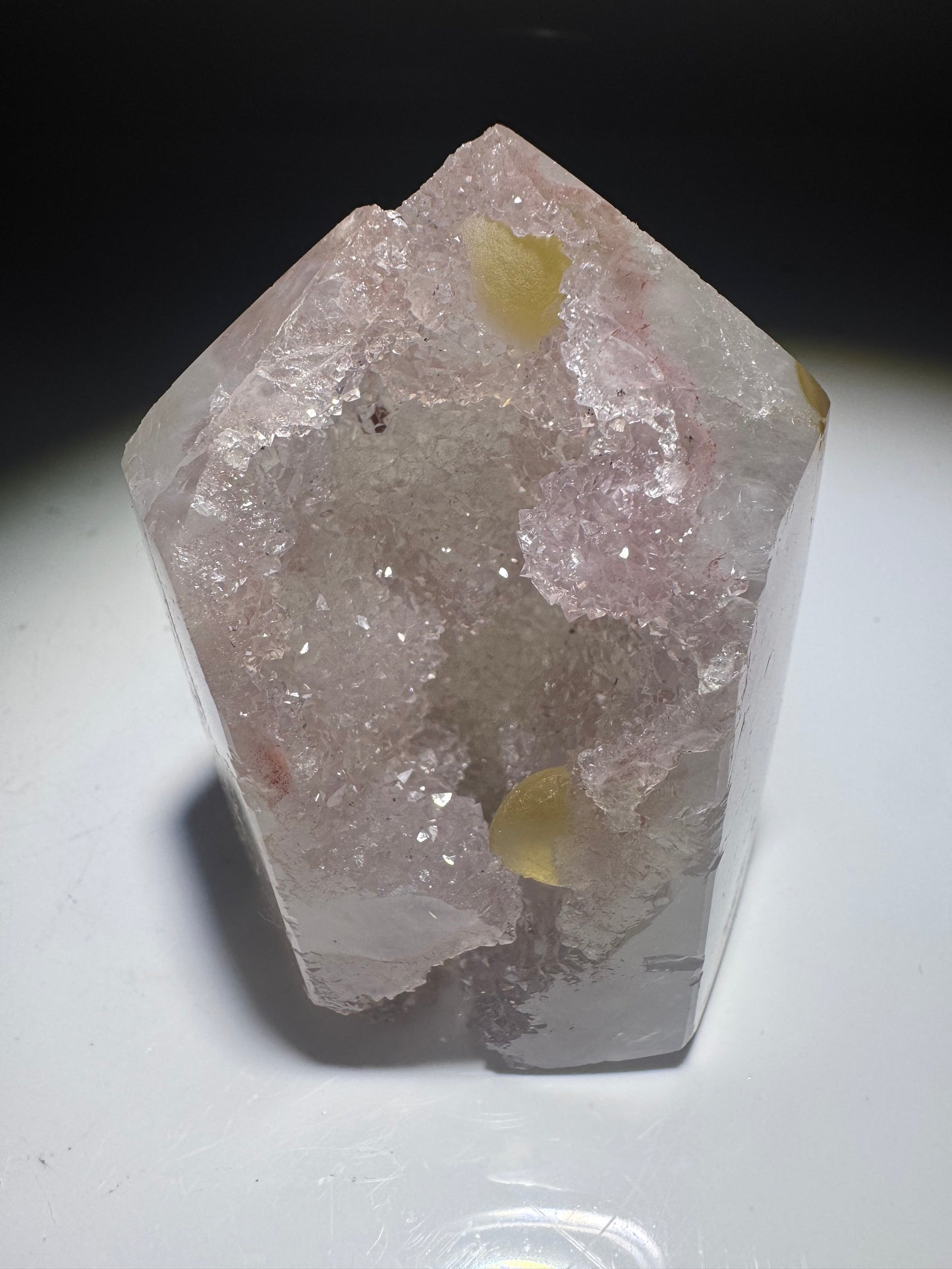 Bezaubernder Rosa Rainbow Amethyst 7.5 cm Uruguay