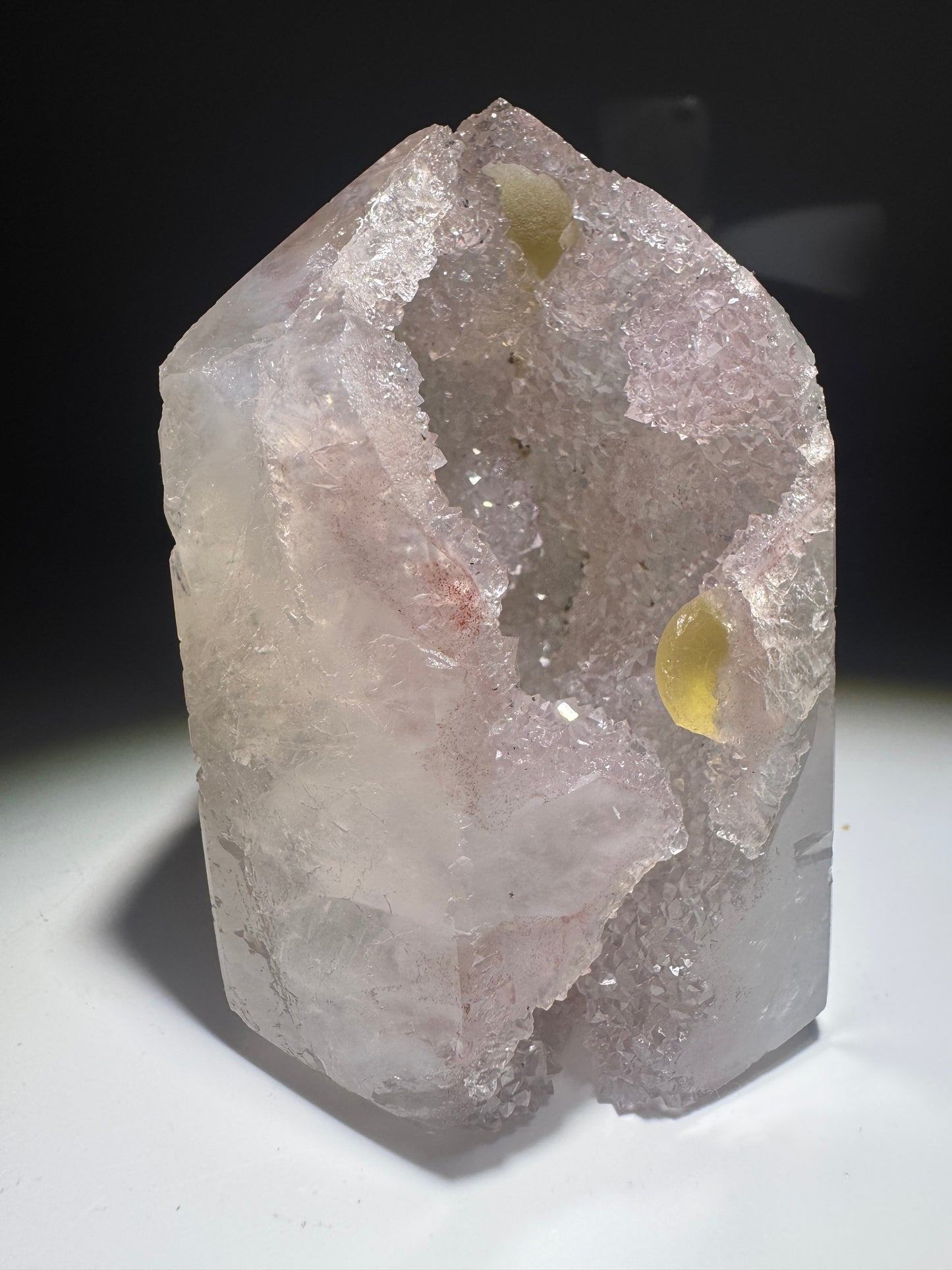 Bezaubernder Rosa Rainbow Amethyst 7.5 cm Uruguay