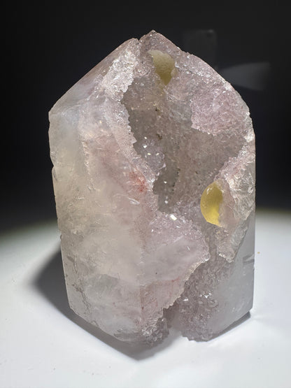 Bezaubernder Rosa Rainbow Amethyst 7.5 cm Uruguay