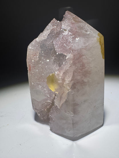 Bezaubernder Rosa Rainbow Amethyst 7.5 cm Uruguay