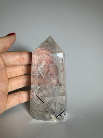 Kristall mit Turmalin – 10 cm, 230 g – exklusiver Edelstein aus Brasilien