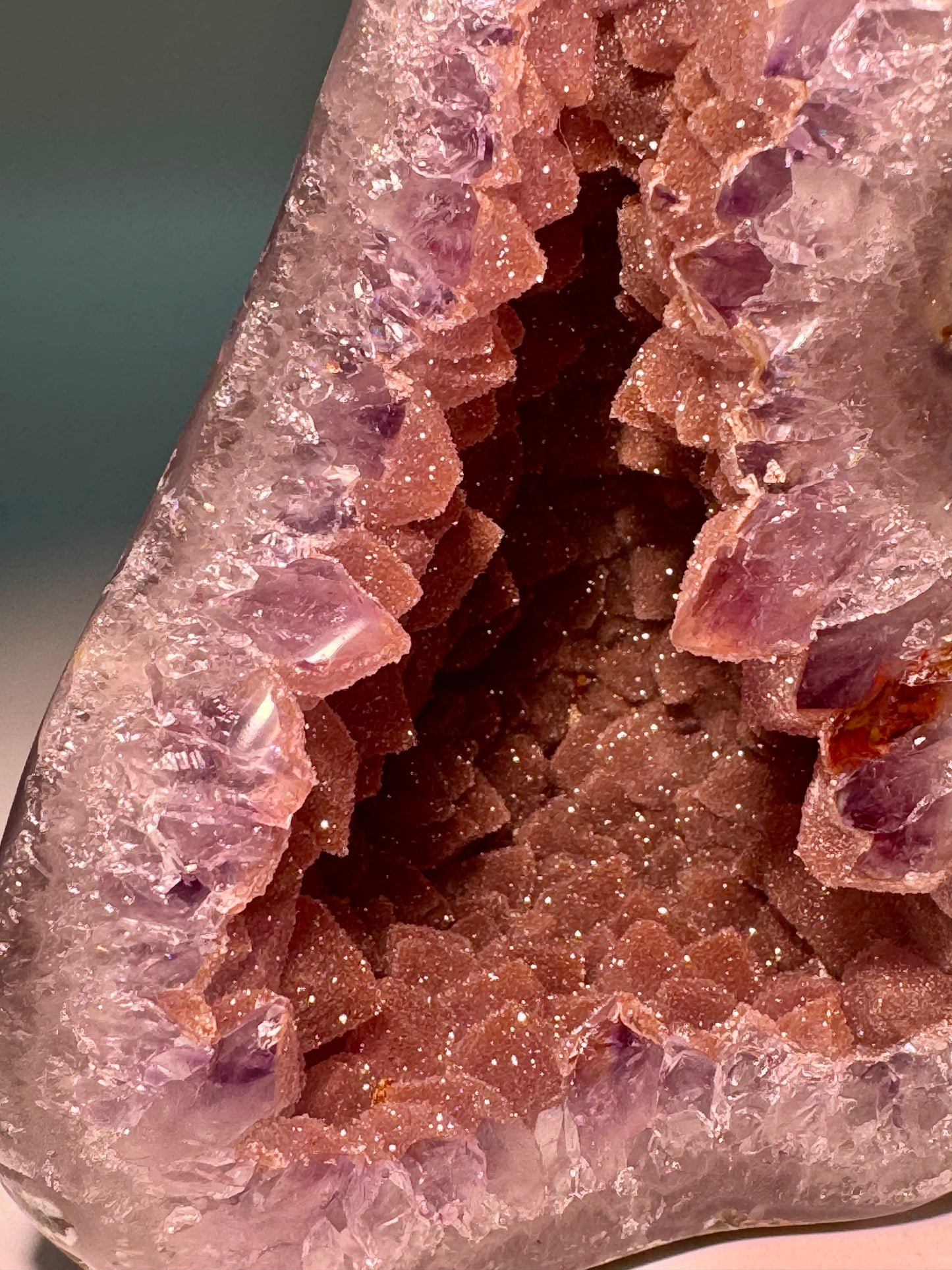 Freiform Amethyst Geode mit Doppelkristallisation I Uruguay – 317 g