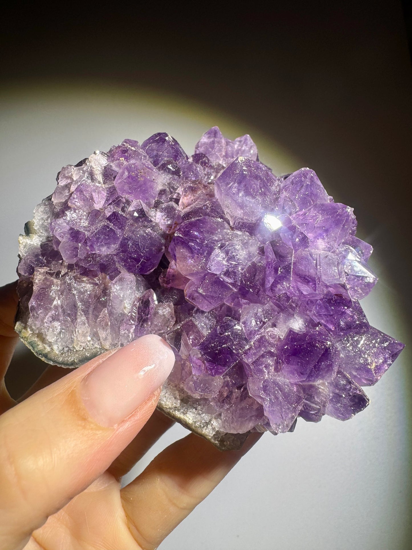Schöne Amethyst Druse aus Uruguay 8x8cm, 317g