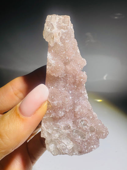 Rainbow-Amethyst Rohstück – Zartes Rosa, Doppelkristallisation aus Uruguay 💖✨