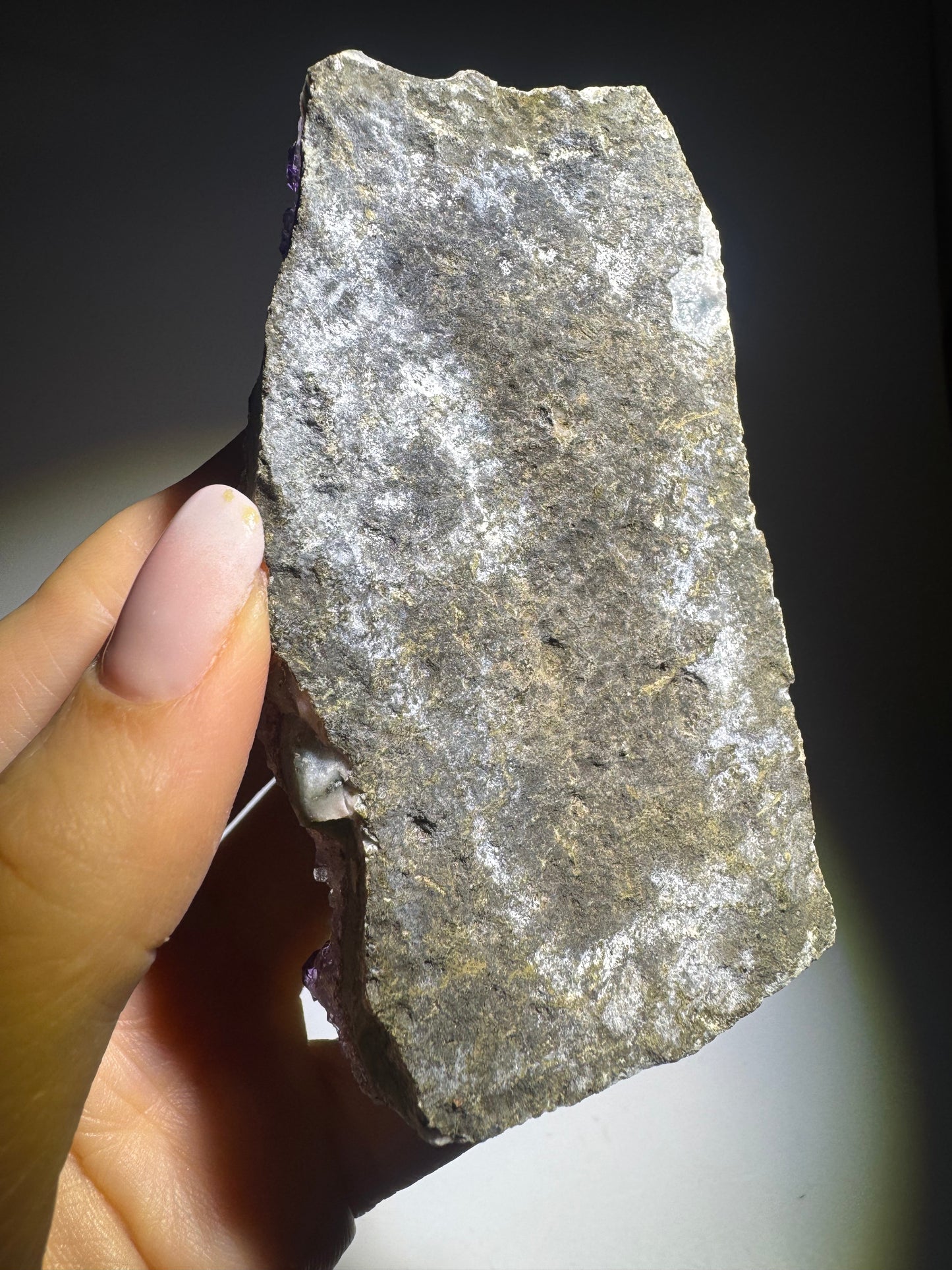 Uruguay Amethyst 9 x 5 cm – 165 g Intensiv leuchtende Kristallformation