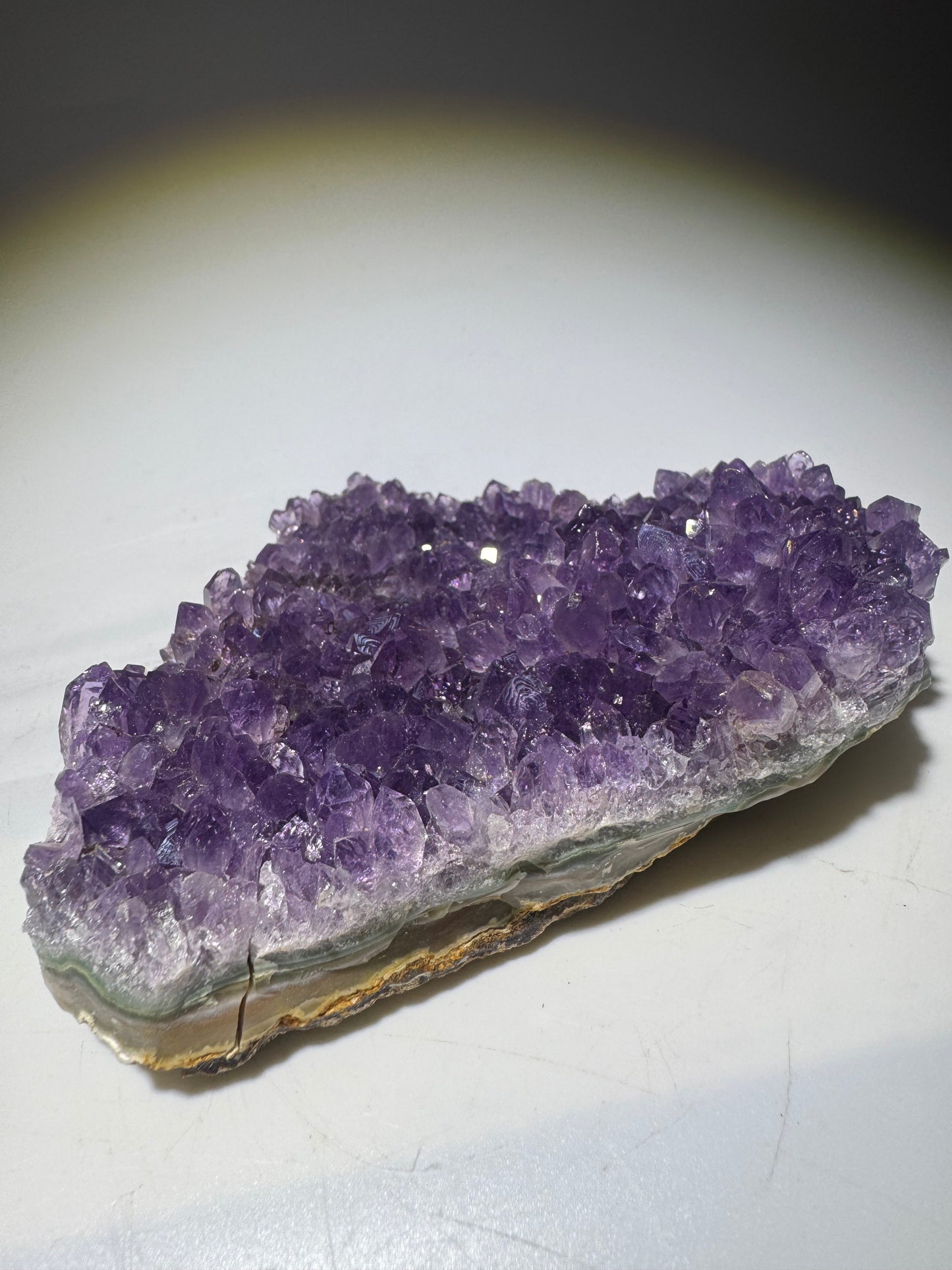 Uruguay Amethyst 10,5 x 8,5 cm – 298 g Naturgewachsene Kristallschönheit