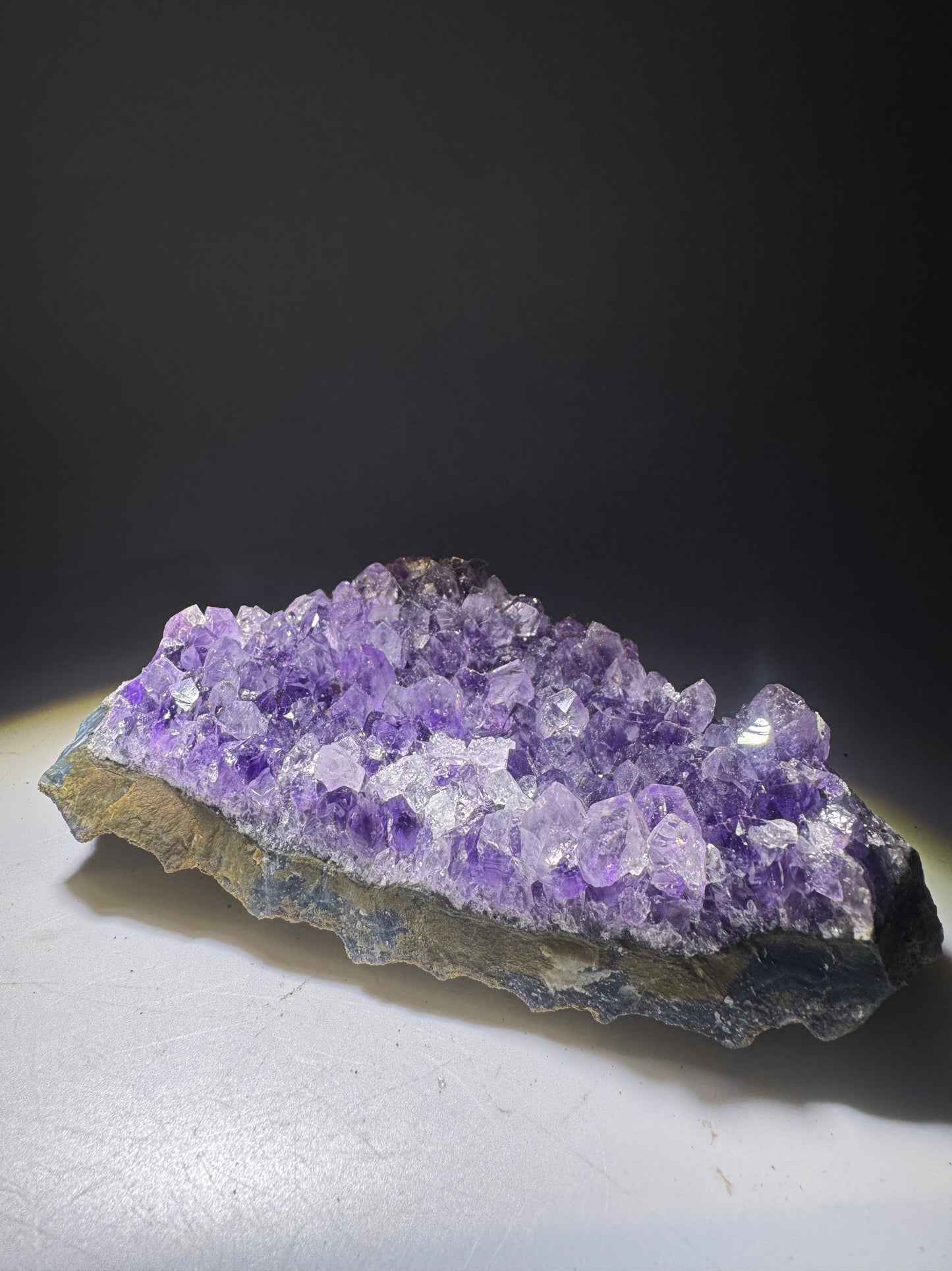 Uruguay Amethyst Druse 11,7 x 6,5 cm – 300 g natürliche Kristallformation