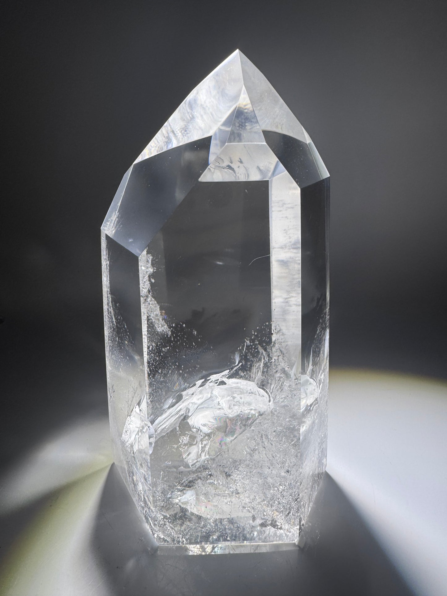 Glasklare Lemurian Bergkristall Spitze aus Bahia – 14 cm · 944 g · Premium Qualität