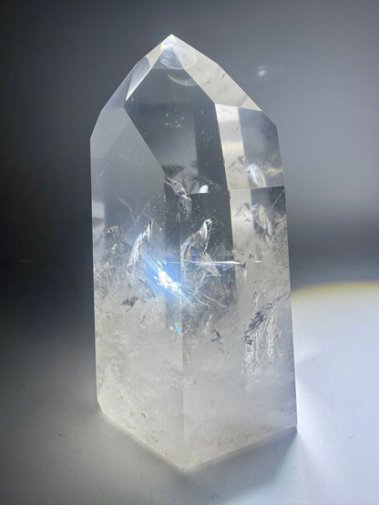 Bergkristall 13 cm · 800 g – Extra klar mit Regenbogen · Brasilien 💎