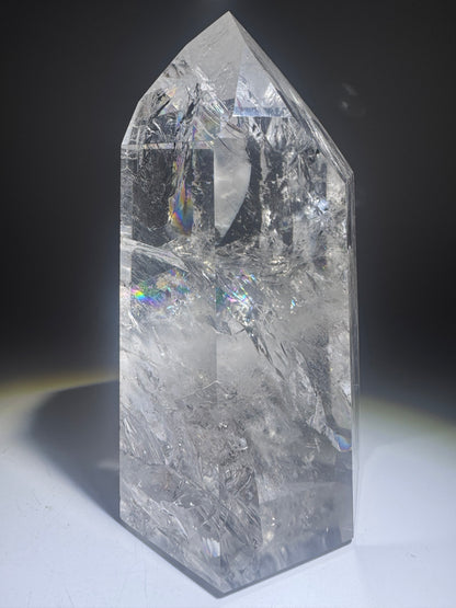 Bergkristall 13 cm · 748 g – Voller Regenbogen & Einschlüsse · Brasilien 💎