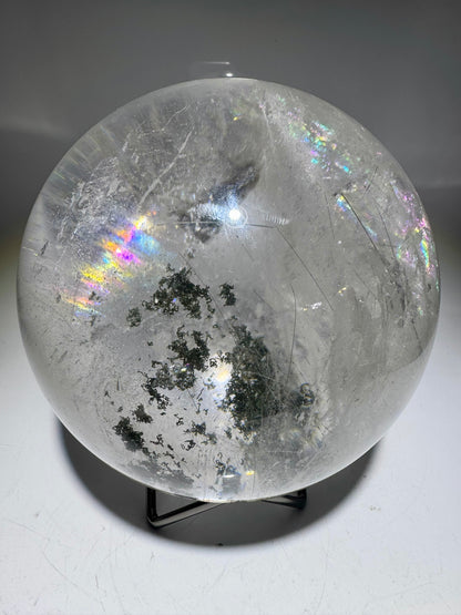Riesige Garden-Quarz Kugel 13 cm · 3.63 kg – Chlorid-Einschlüsse & Regenbogen