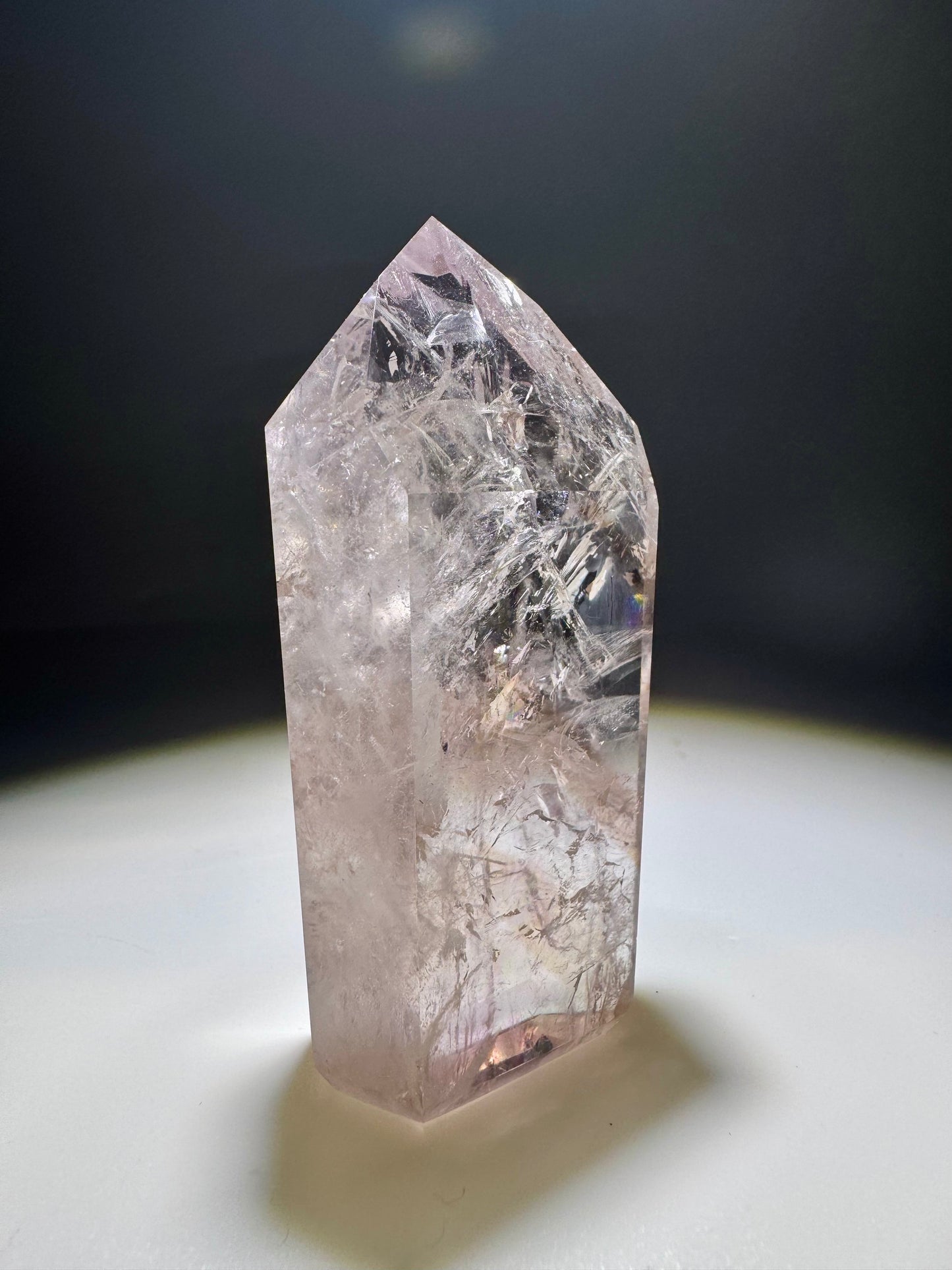 Pointe fantôme d'amétrine fluorescente – 9 cm, 88 g | Qualité musée