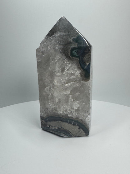 Superbe pointe de quartz clair - 13,5 cm