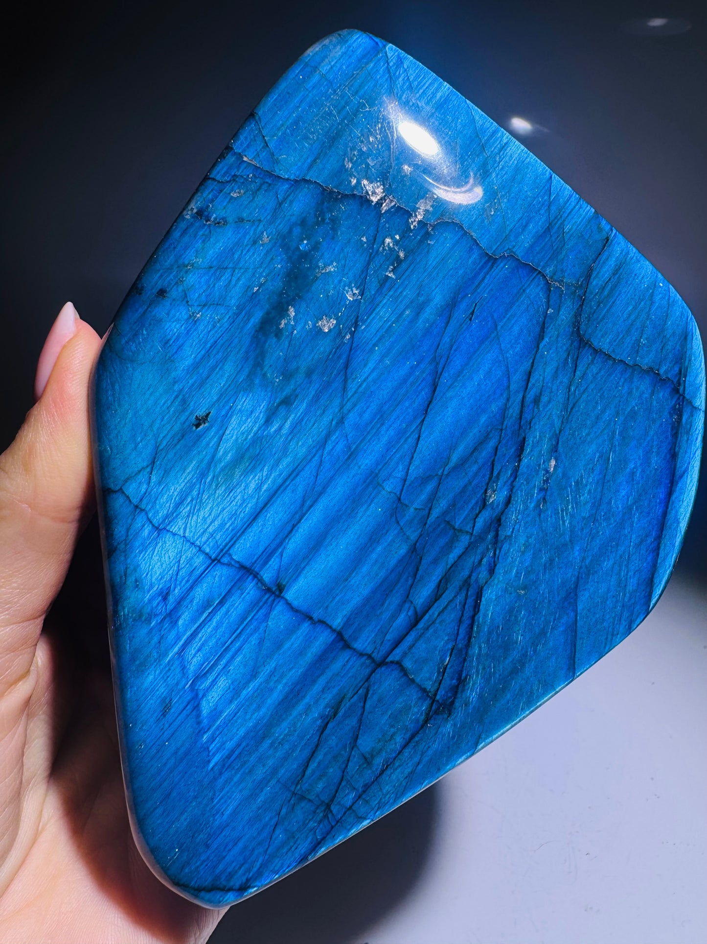 Labradorit Freeform 13.4 cm | Tiefblaues Traumstück aus Madagaskar