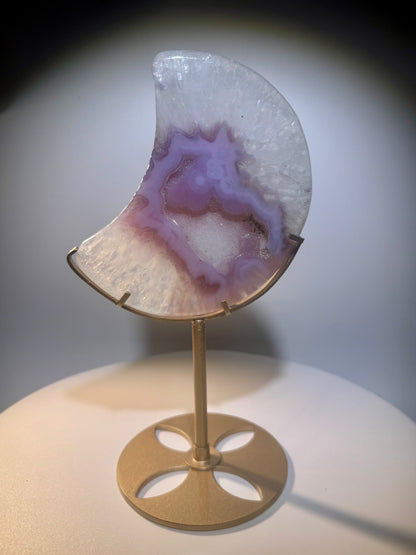 Douce lune en agate avec support doré du Brésil 💖