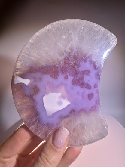 Douce lune en agate avec support doré du Brésil 💖