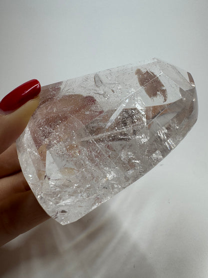 Bezauberndes facettiertes Bergkristall Herz - 7.3cm, 166g
