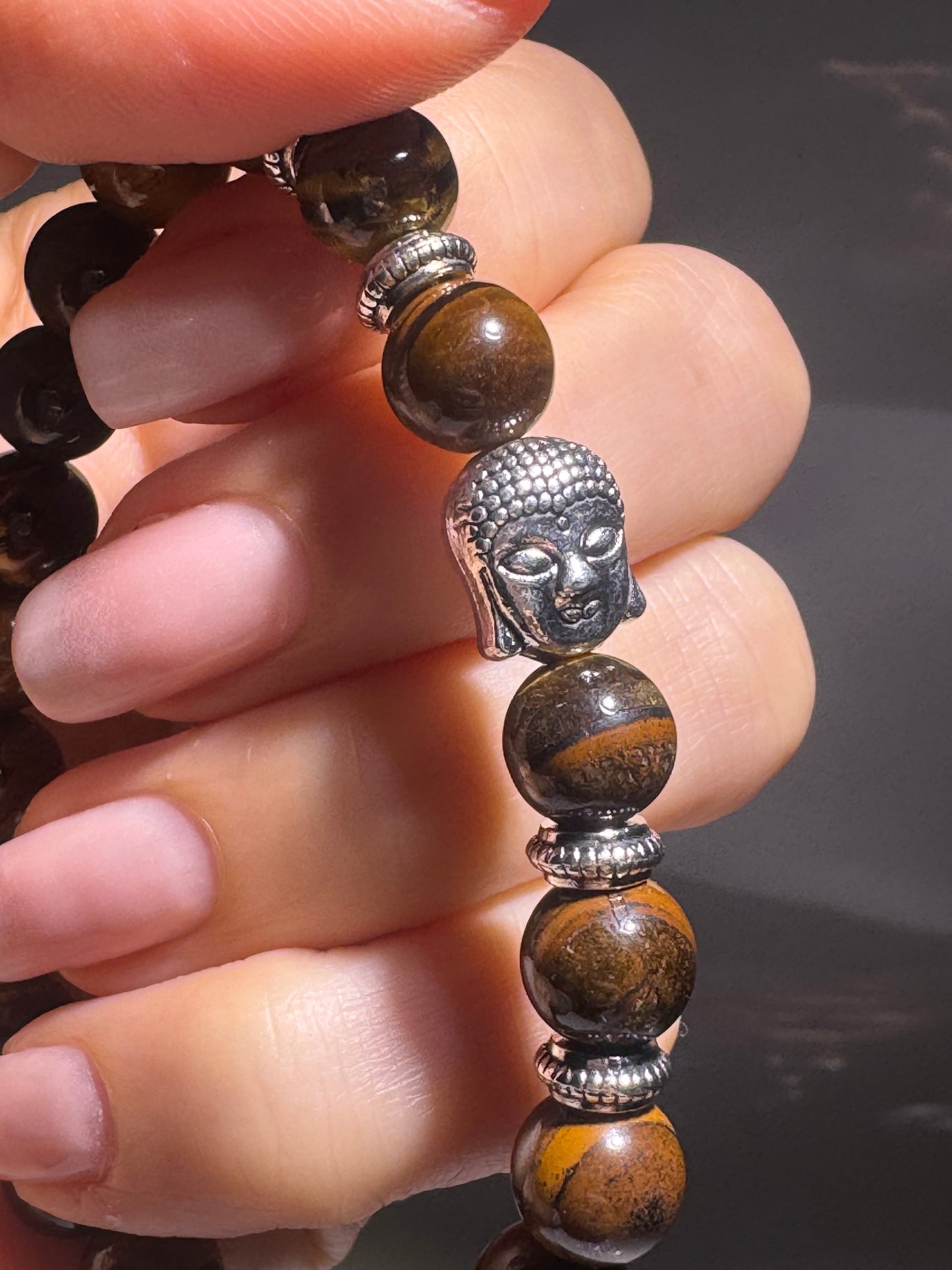 Onyx oder Tigerauge Armband 19 cm mit Buddha Charme | Handgeknüpft