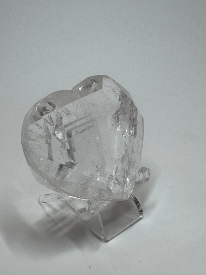 Süsses facettiertes Bergkristall Herz - 5cm, 58g