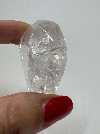 Süsses facettiertes Bergkristall Herz - 5cm, 58g