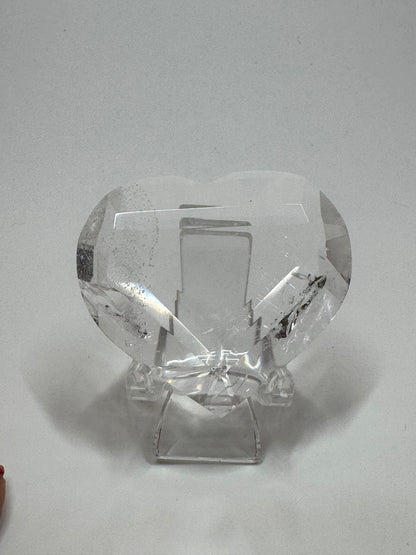 Ultra klares facettiertes Bergkristall Herz 💎 – 5 cm, 44 g – Edelstein-Herz aus Brasilien in 1A-Qualität