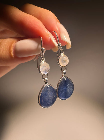 Ohrringe Blauer Kyanit & Rainbow Moonstone 925 Sterling Silber – Handgemachter Edelstein Schmuck