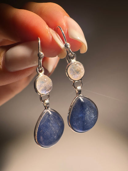 Ohrringe Blauer Kyanit & Rainbow Moonstone 925 Sterling Silber – Handgemachter Edelstein Schmuck